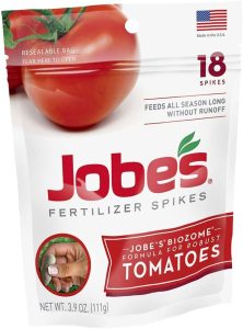 Jobe’s Tomato Fertilizer Spikes, 6-18-6 Time Release Fertilizer for All Tomato Plants, 18 Spikes per Resealable Waterproof Pouch